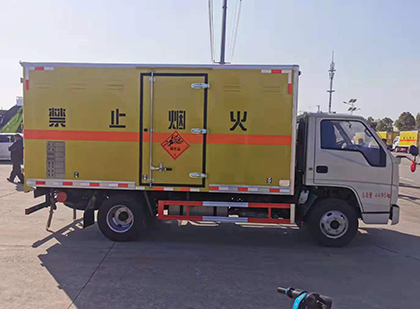 珠晖爆破器材运输车